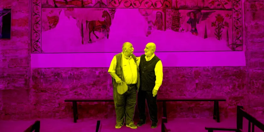 Pakrat Estukyan ve Yetvart Tomasyan'ın birlikte poz verdikleri bir fotoğraf