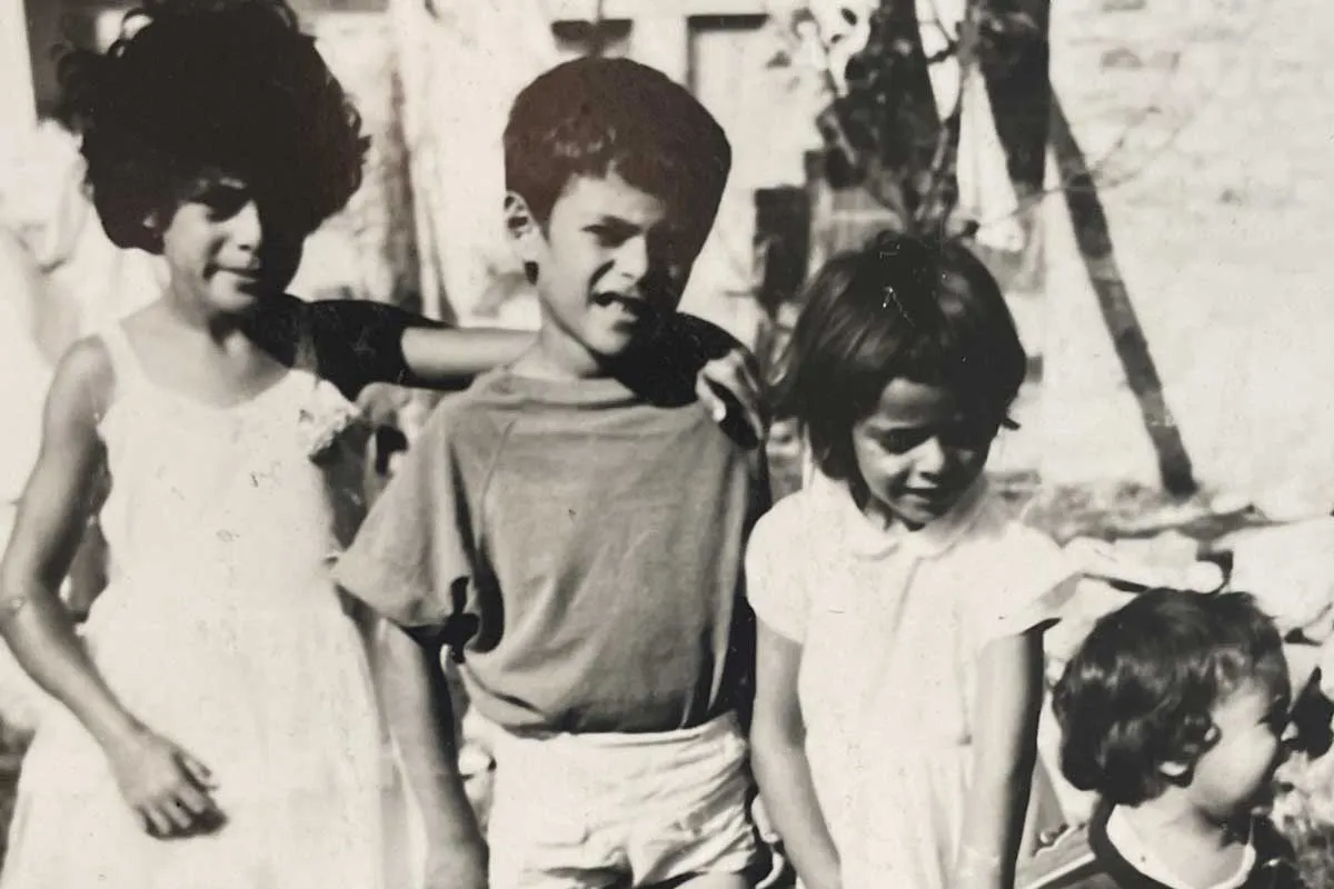 bir grup çocuğun fotoğrafı